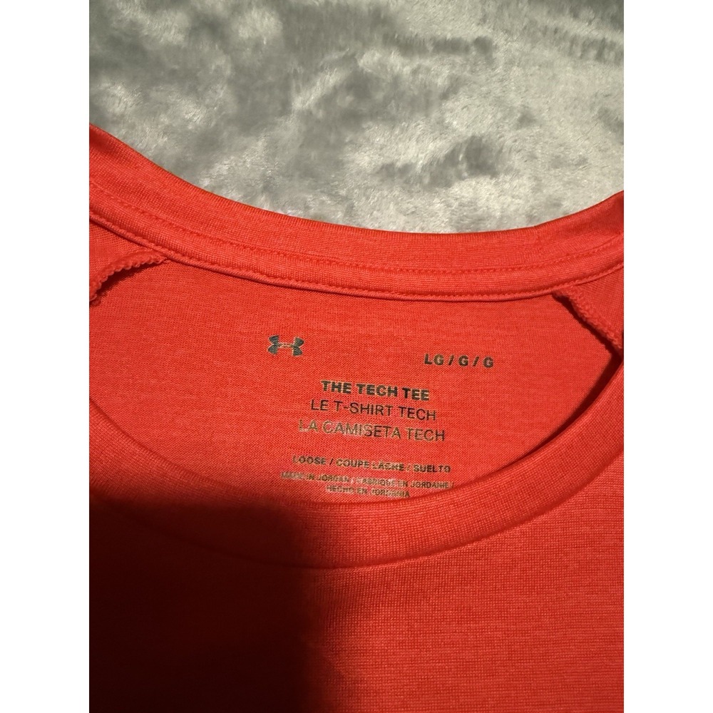 Under Armor T- Shirt The Tech Tee Casual Red Activewear Men's Large - Picture 2 of 5